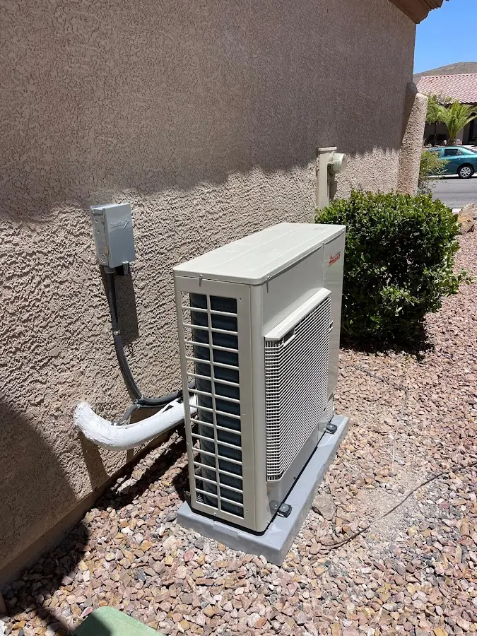 Residential air conditioning condenser unit in Polk